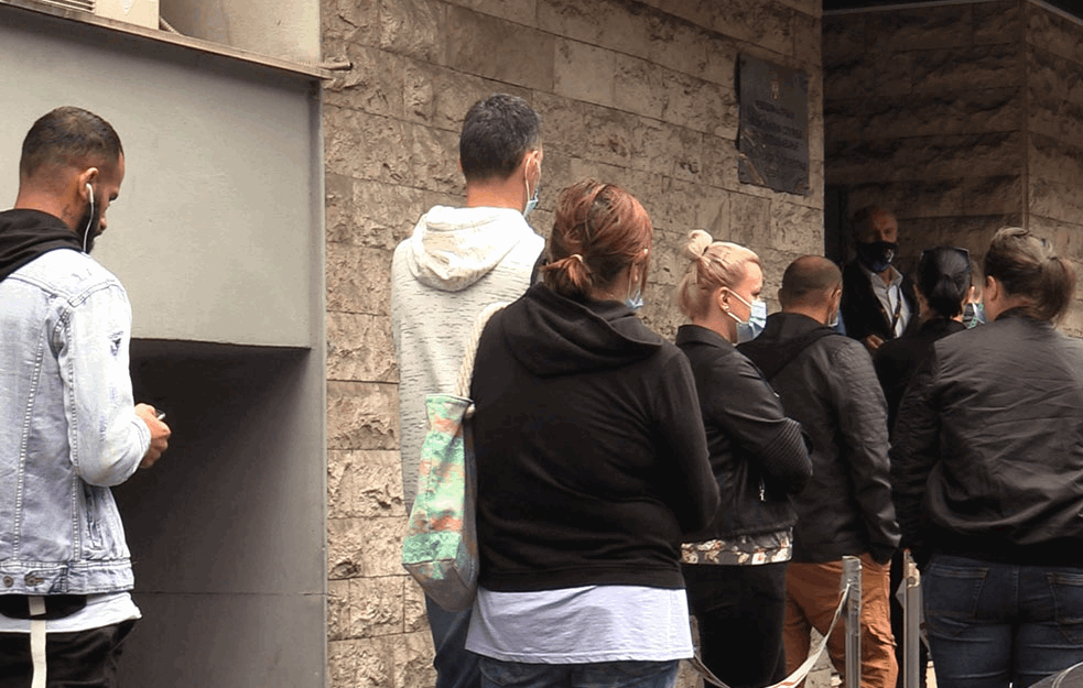 NEZAPOSLENA U “NAJBOLJIM” GODINAMA: IMA LI REŠENJA?